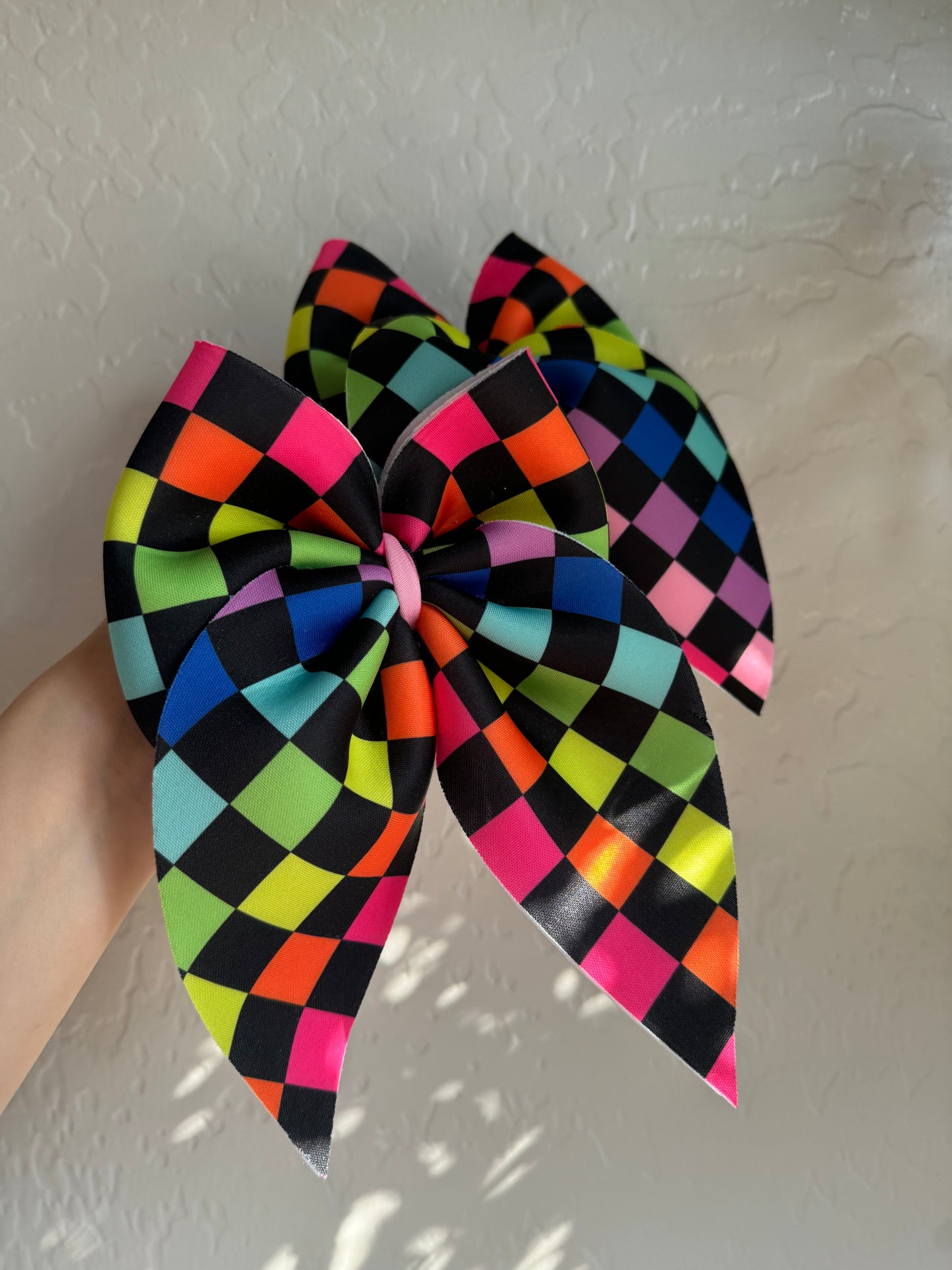 Neon Rainbow Checks ๐ 6โ Sailor Piggies