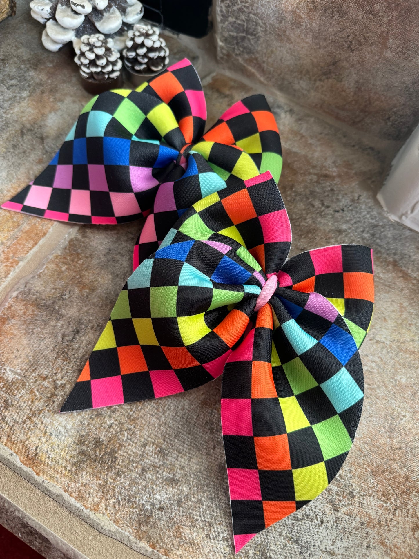 Neon Rainbow Checks ๐ 6โ Sailor Piggies