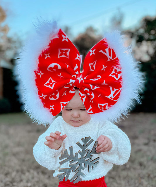 Red & White Boujee ❤️ (DOES NOT COME WITH FUR)