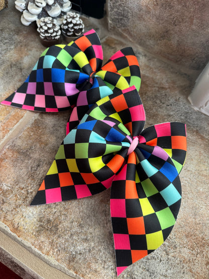 Neon Rainbow Checks 🌈 Piggies/Single Sailor