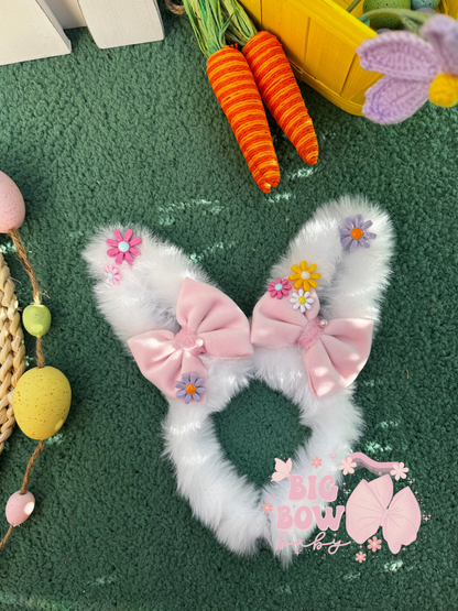 Plushy Velvet Bunny (Comes As Pictured)