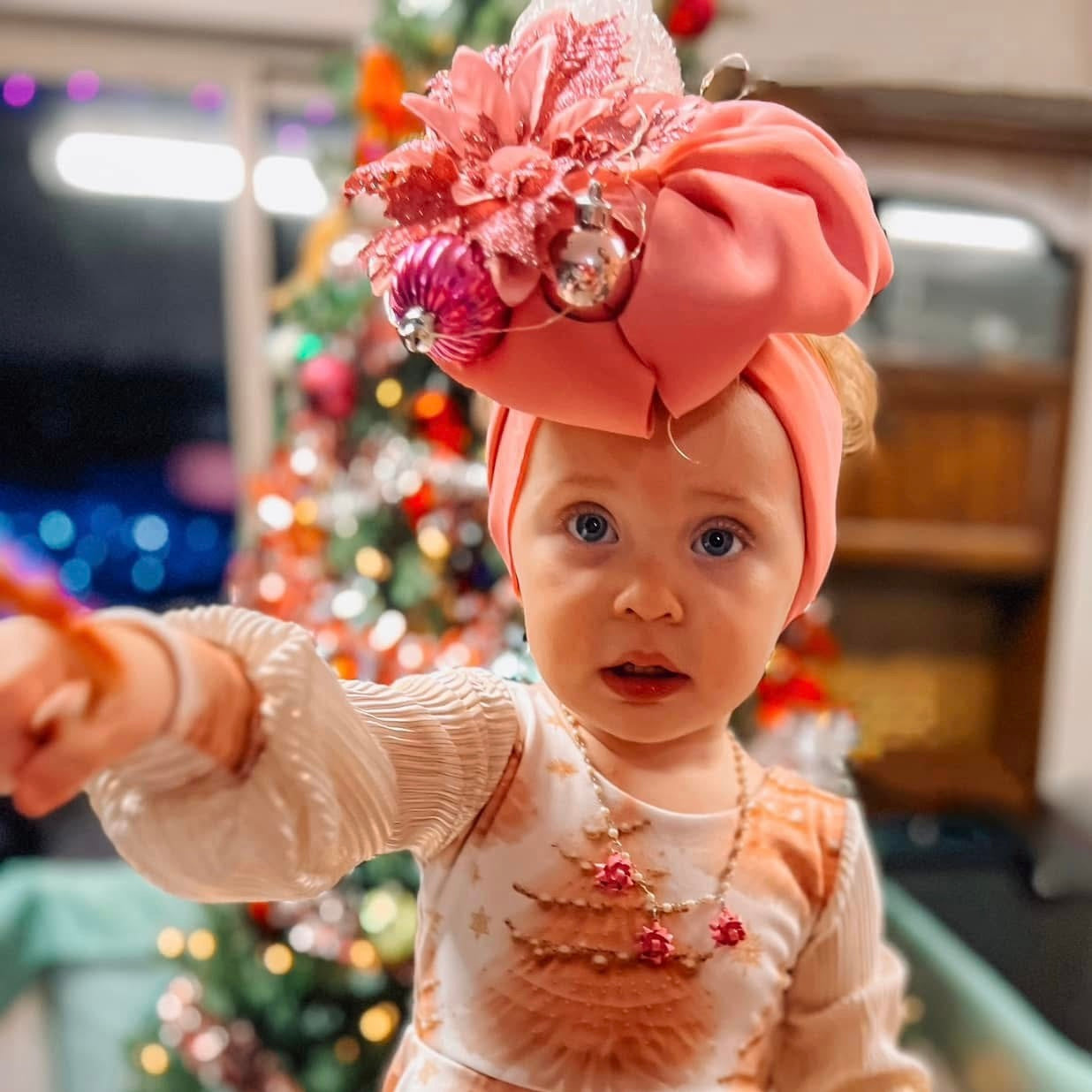 PINK Christmas 💖 (Light Up Bow)