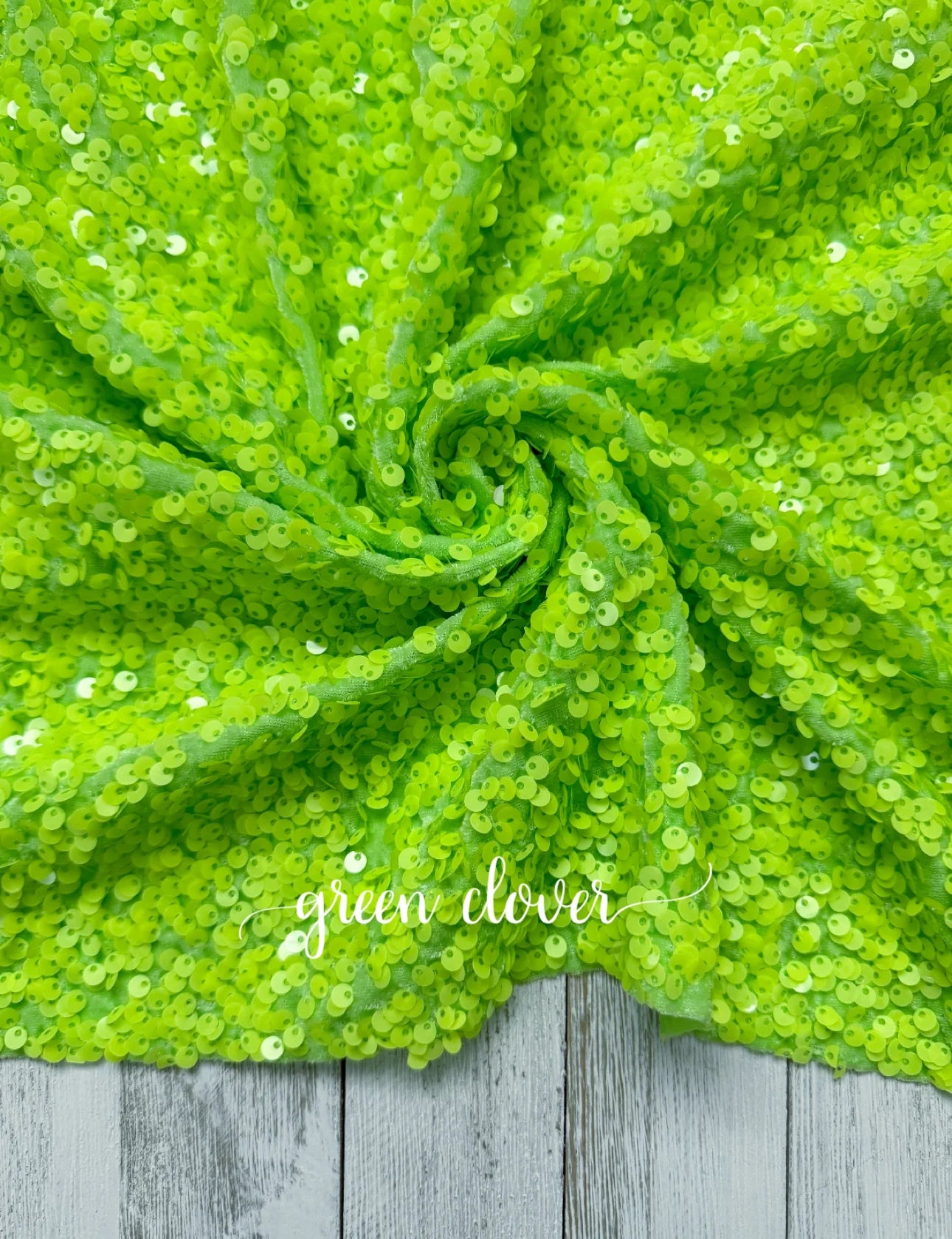 Green Clover Sequins (On Velvet)
