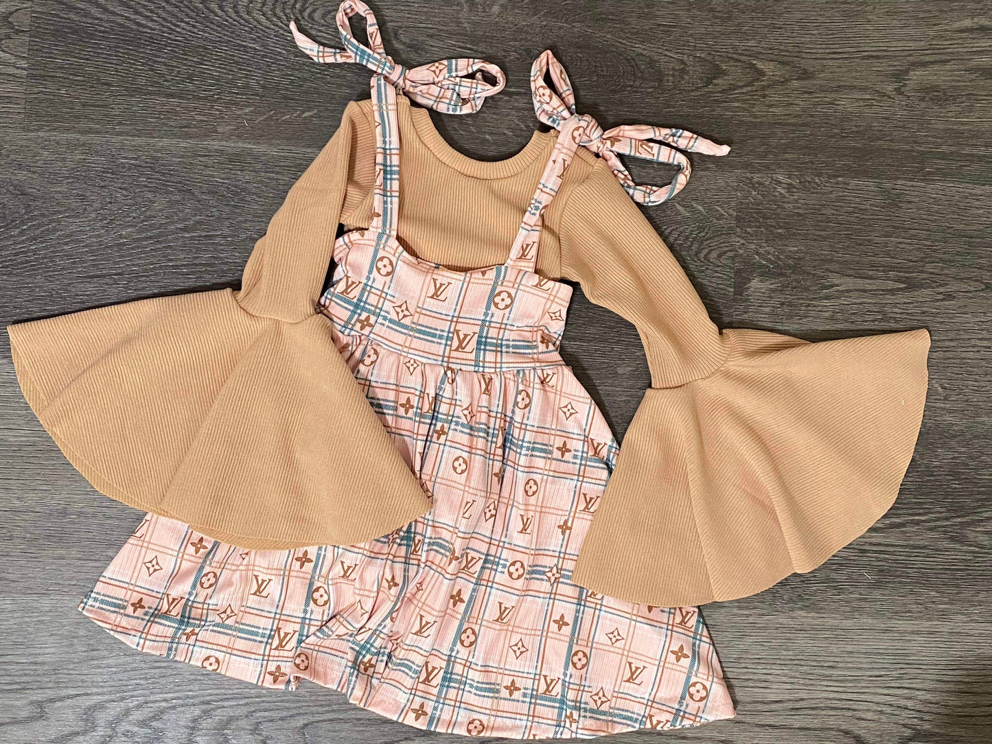 Neutral Boujee Plaid