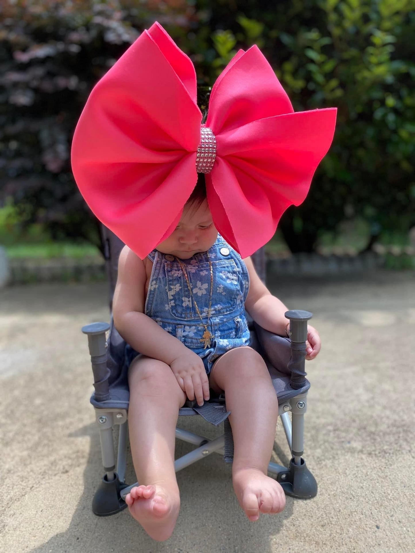 Bigger Than Texas Bow - PLAIDS